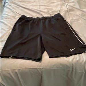 Men’s basketball shorts